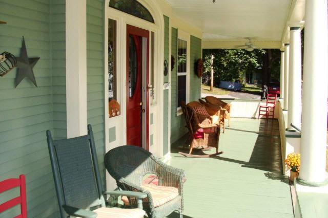 The Young House Bed And BreakfastMillinocket エクステリア 写真