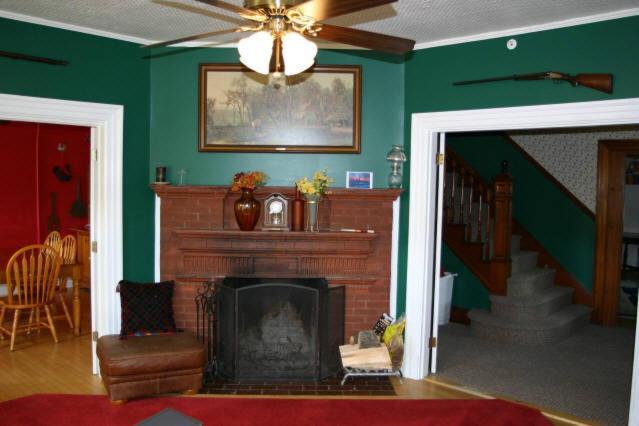 The Young House Bed And BreakfastMillinocket エクステリア 写真